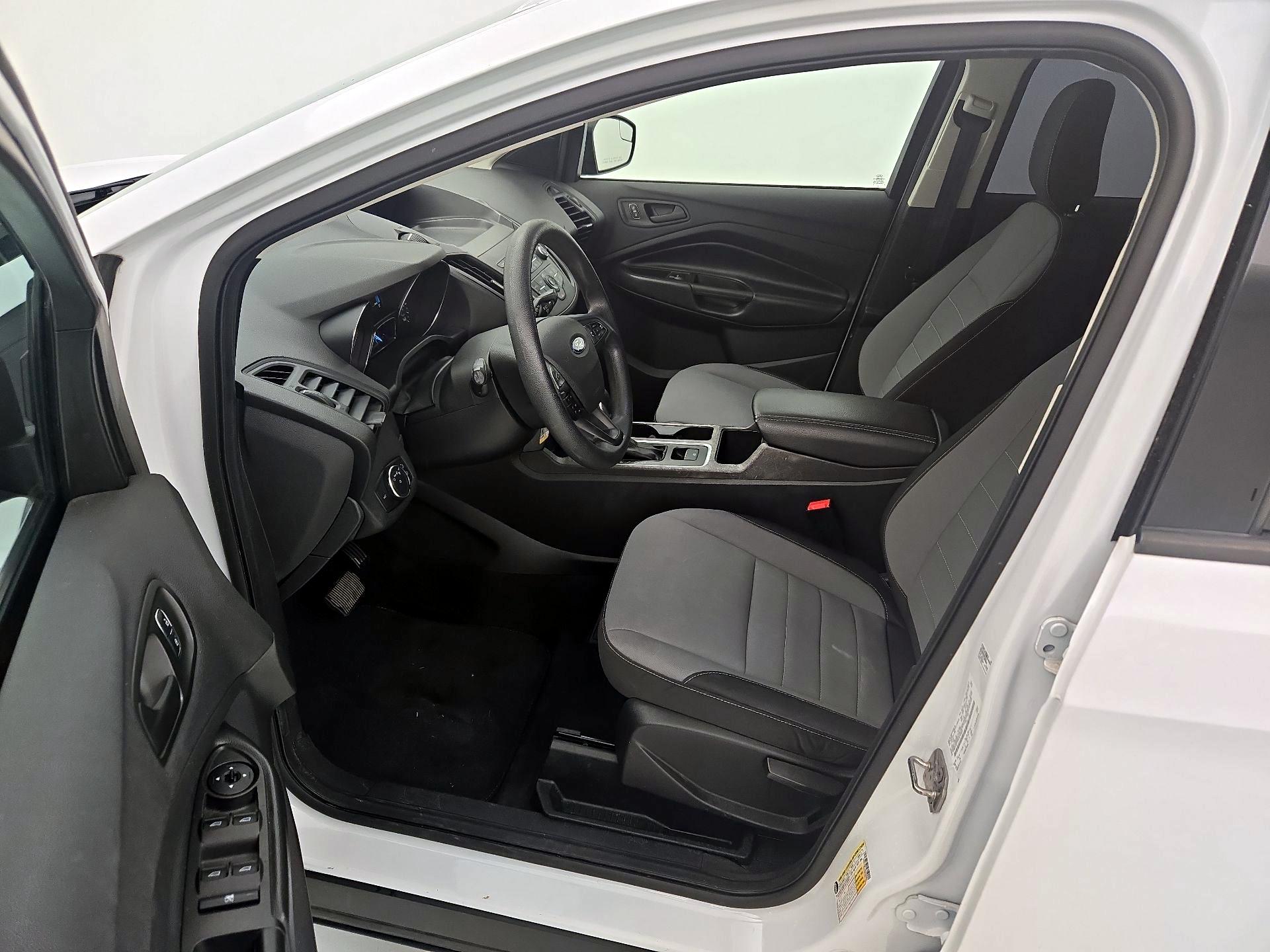 Thumbnail: 2019 Ford Escape - 11