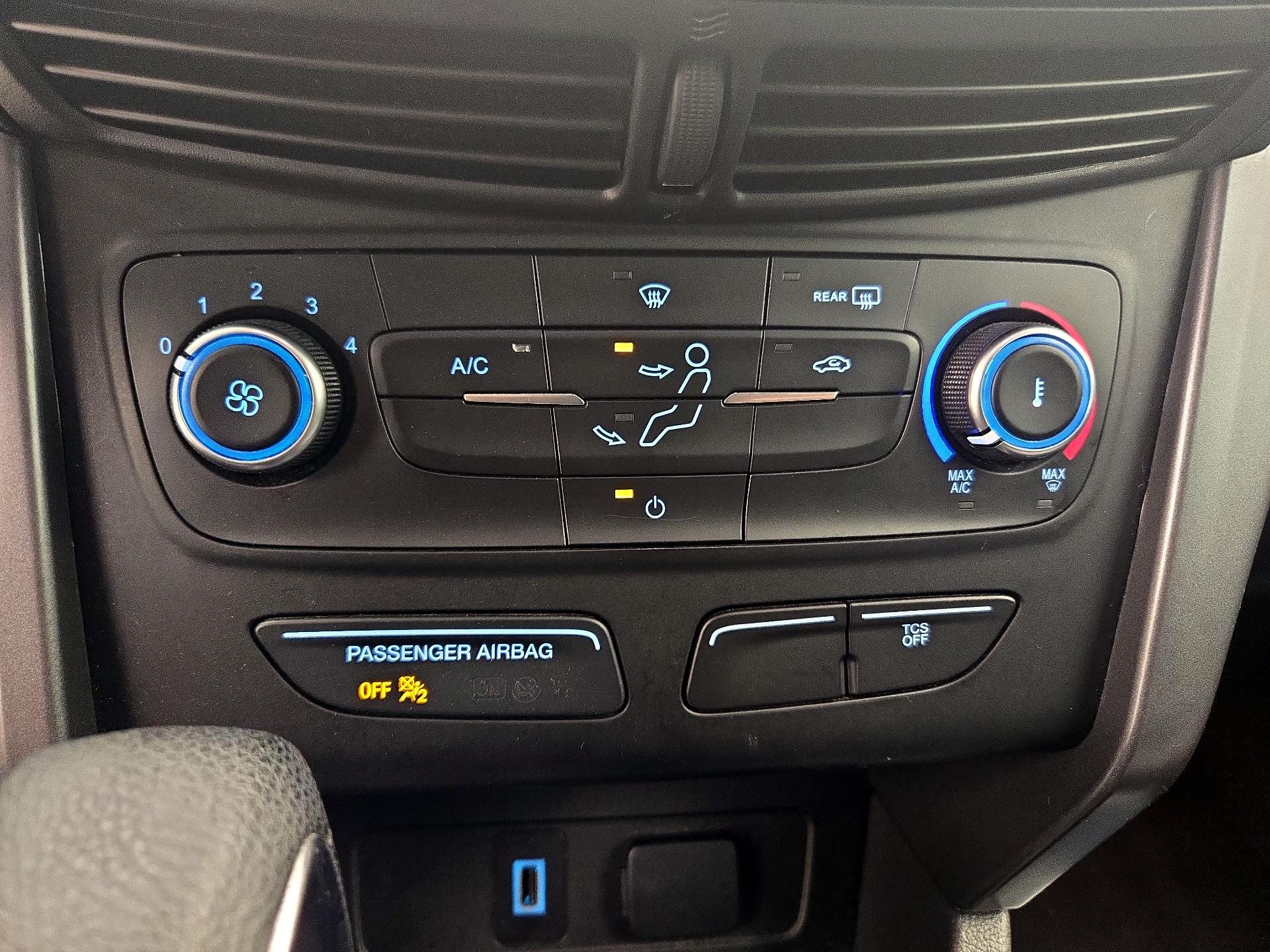 Thumbnail: 2019 Ford Escape - 16