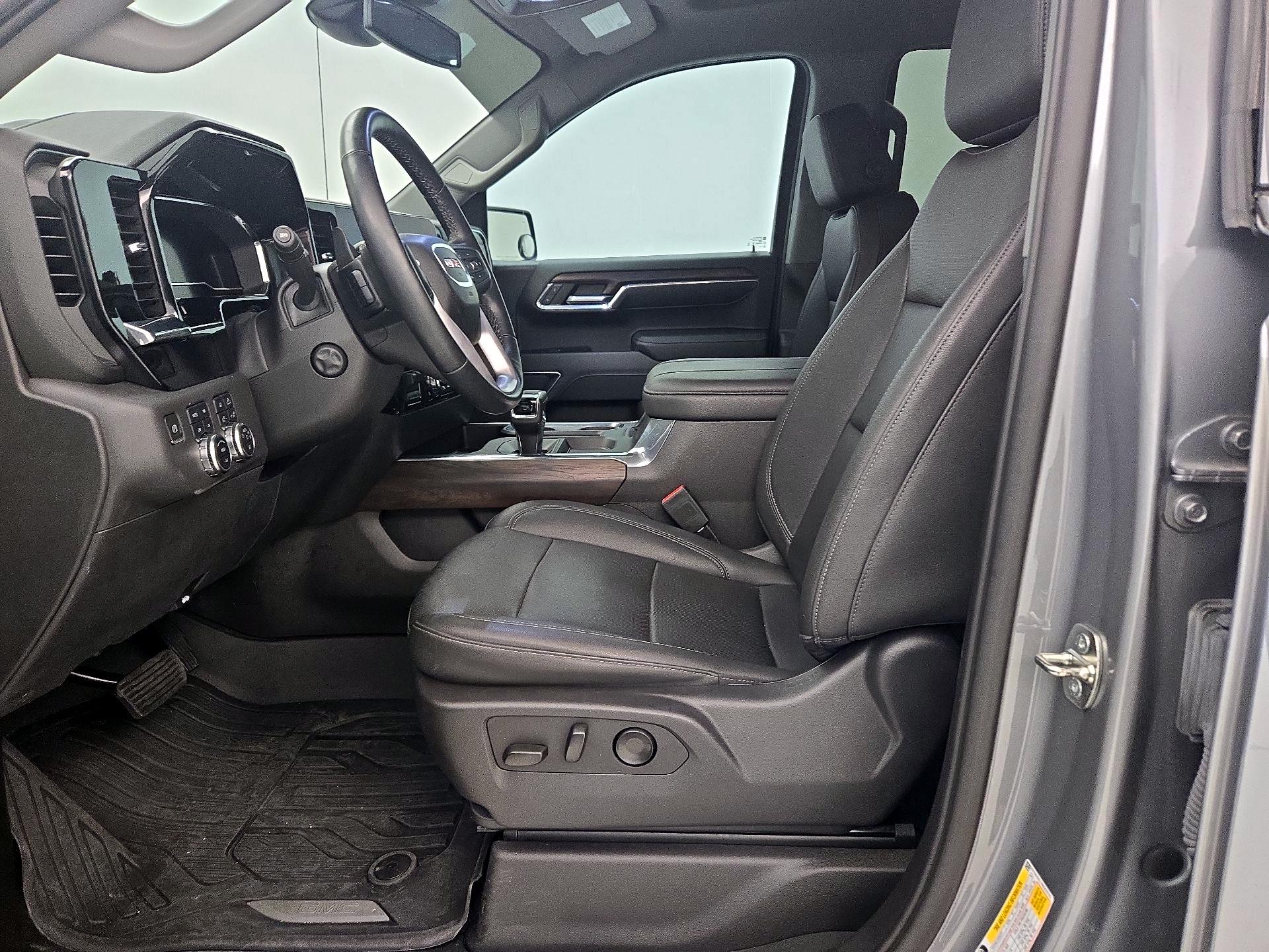Thumbnail: 2024 GMC Sierra 1500 - 11