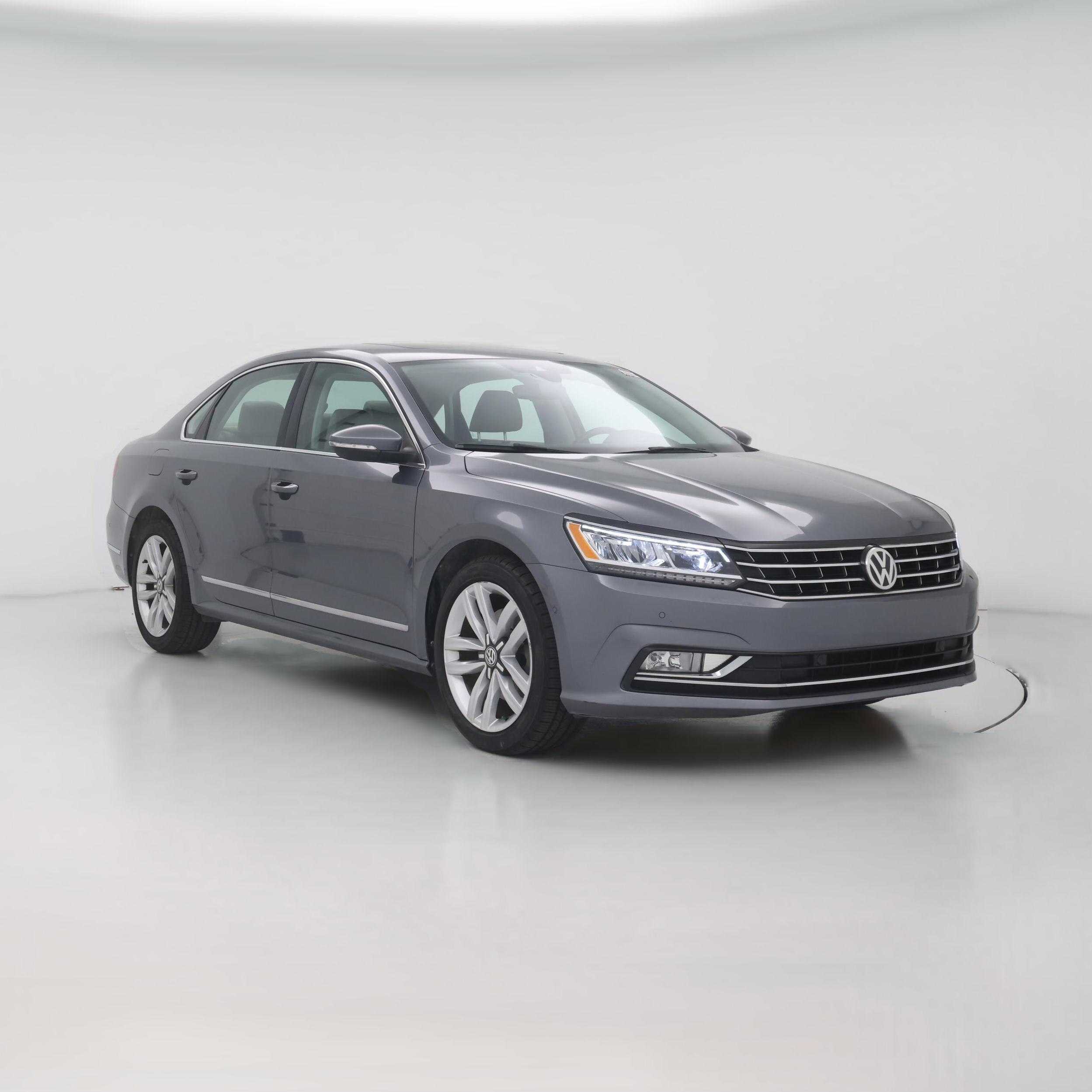 Thumbnail: 2017 Volkswagen Passat - 1