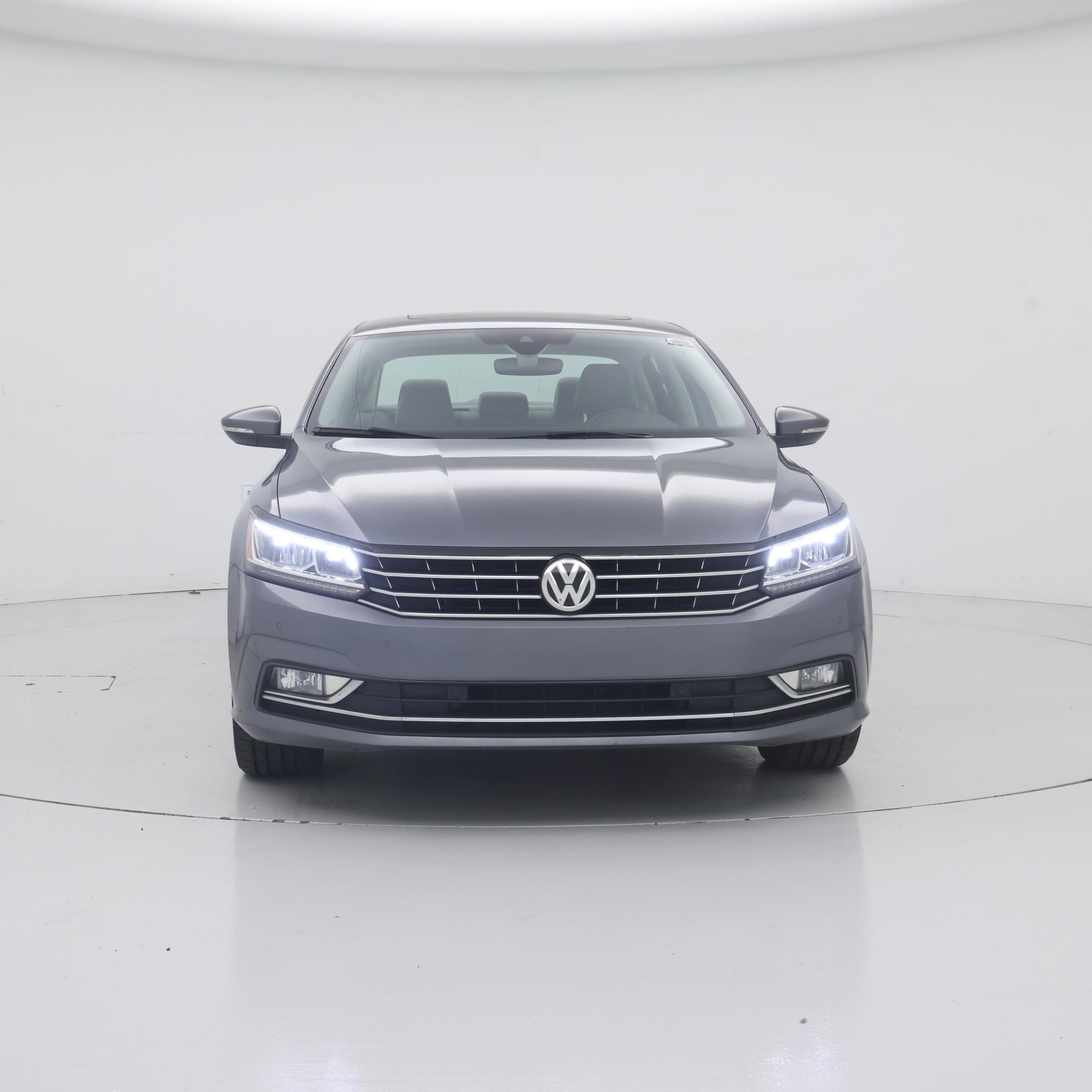 Thumbnail: 2017 Volkswagen Passat - 5