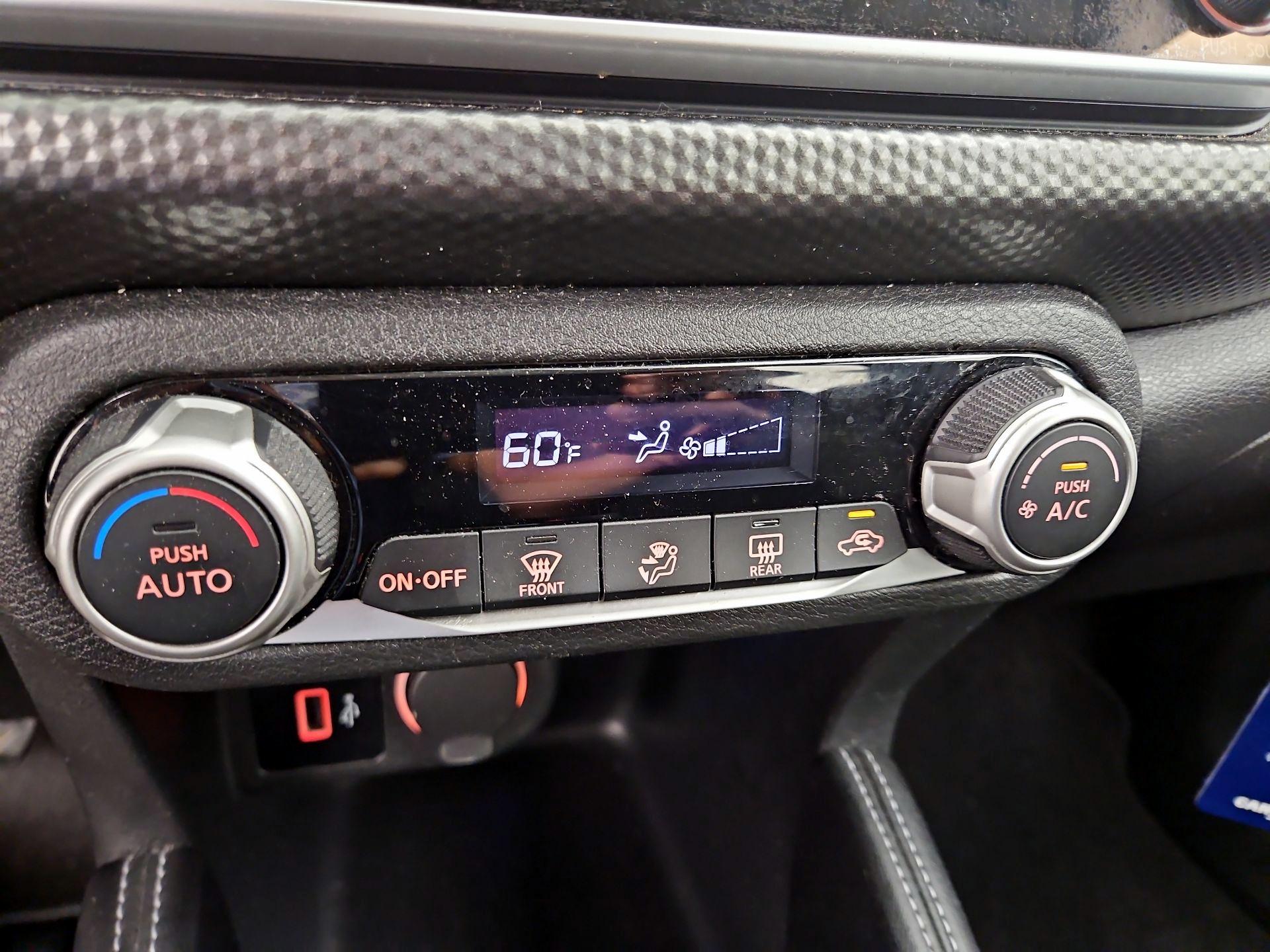 Thumbnail: 2019 Nissan Kicks - 16