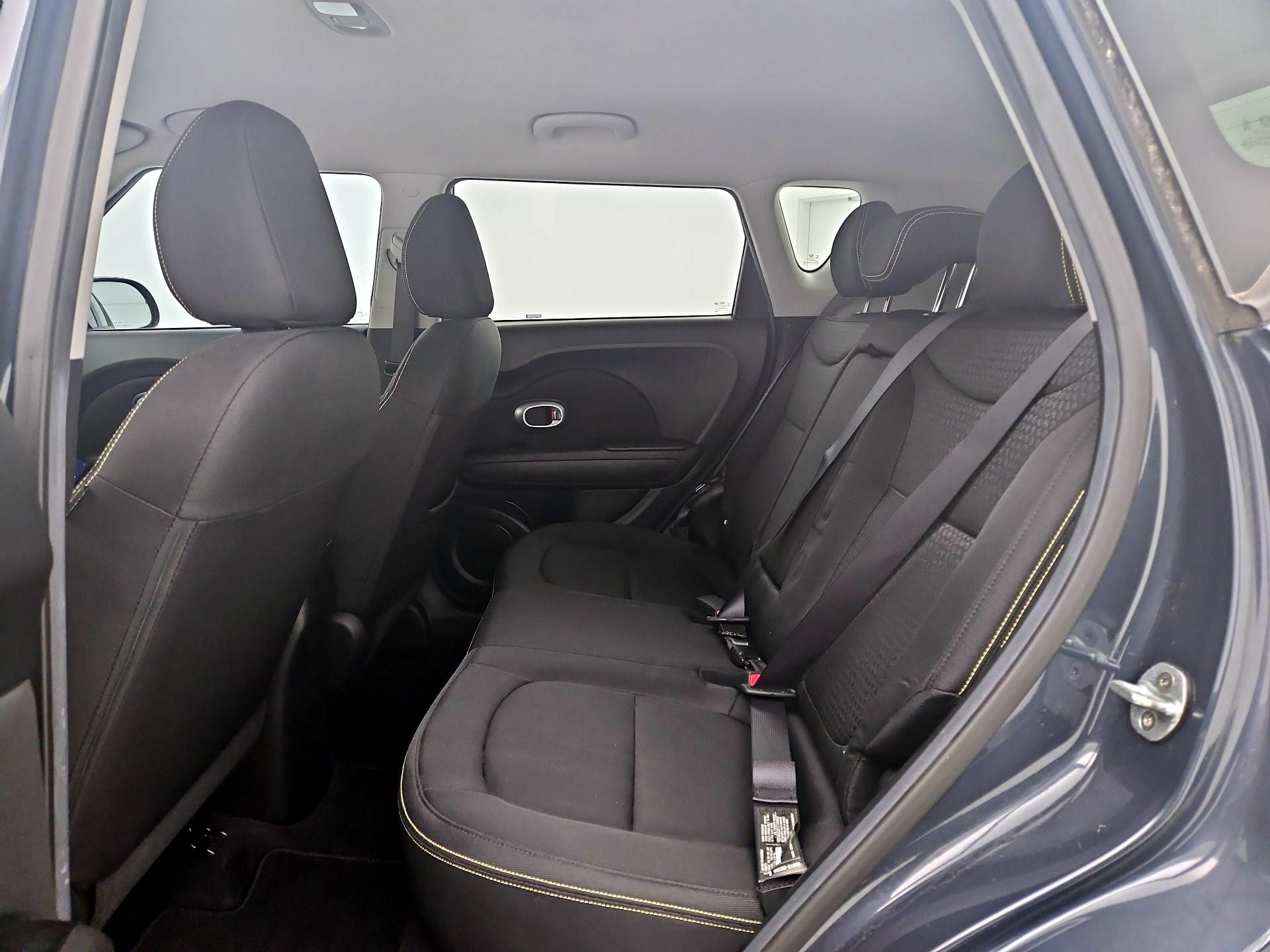 Thumbnail: 2016 Kia Soul - 19