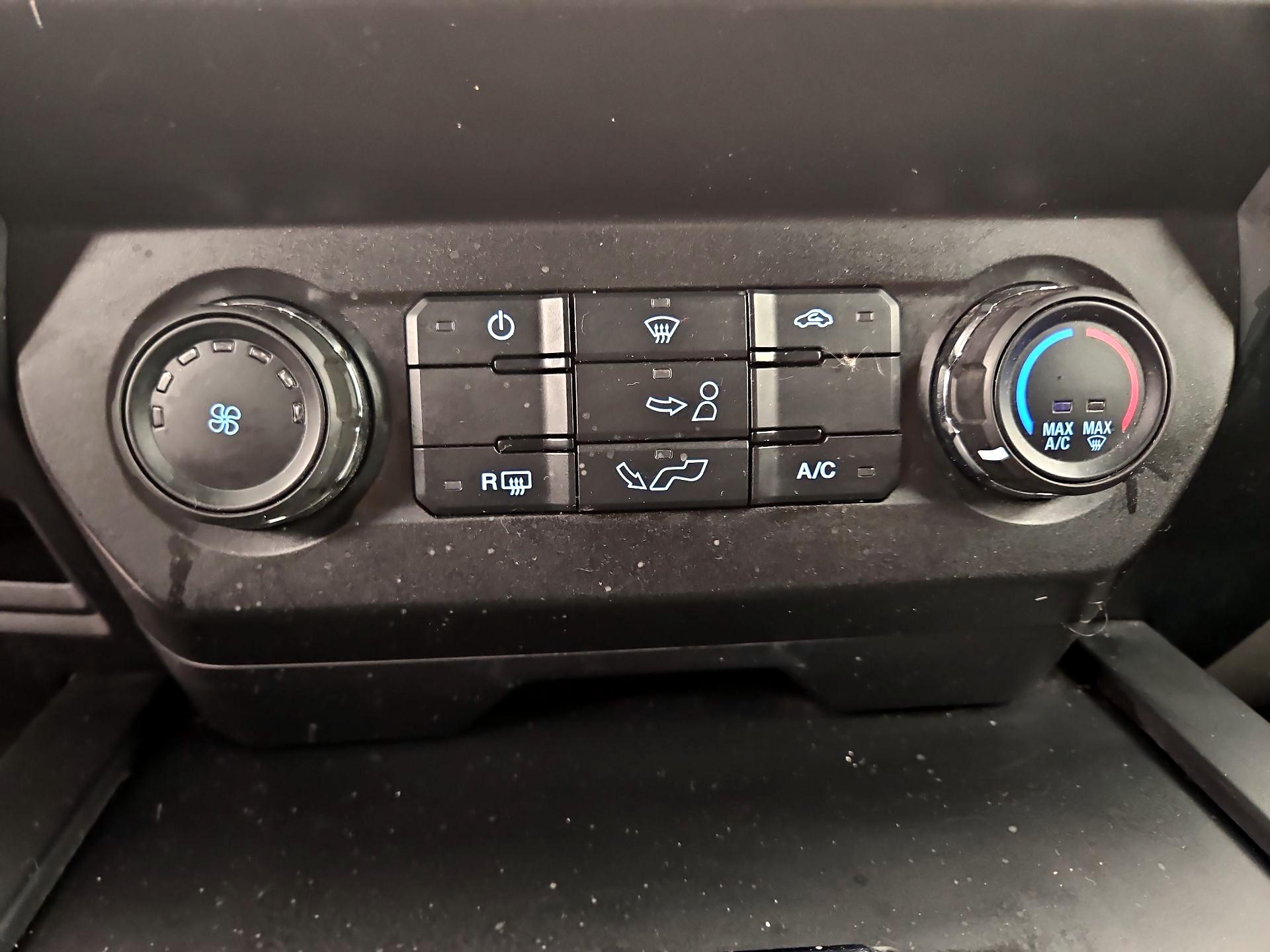 Thumbnail: 2019 Ford F-150 - 16