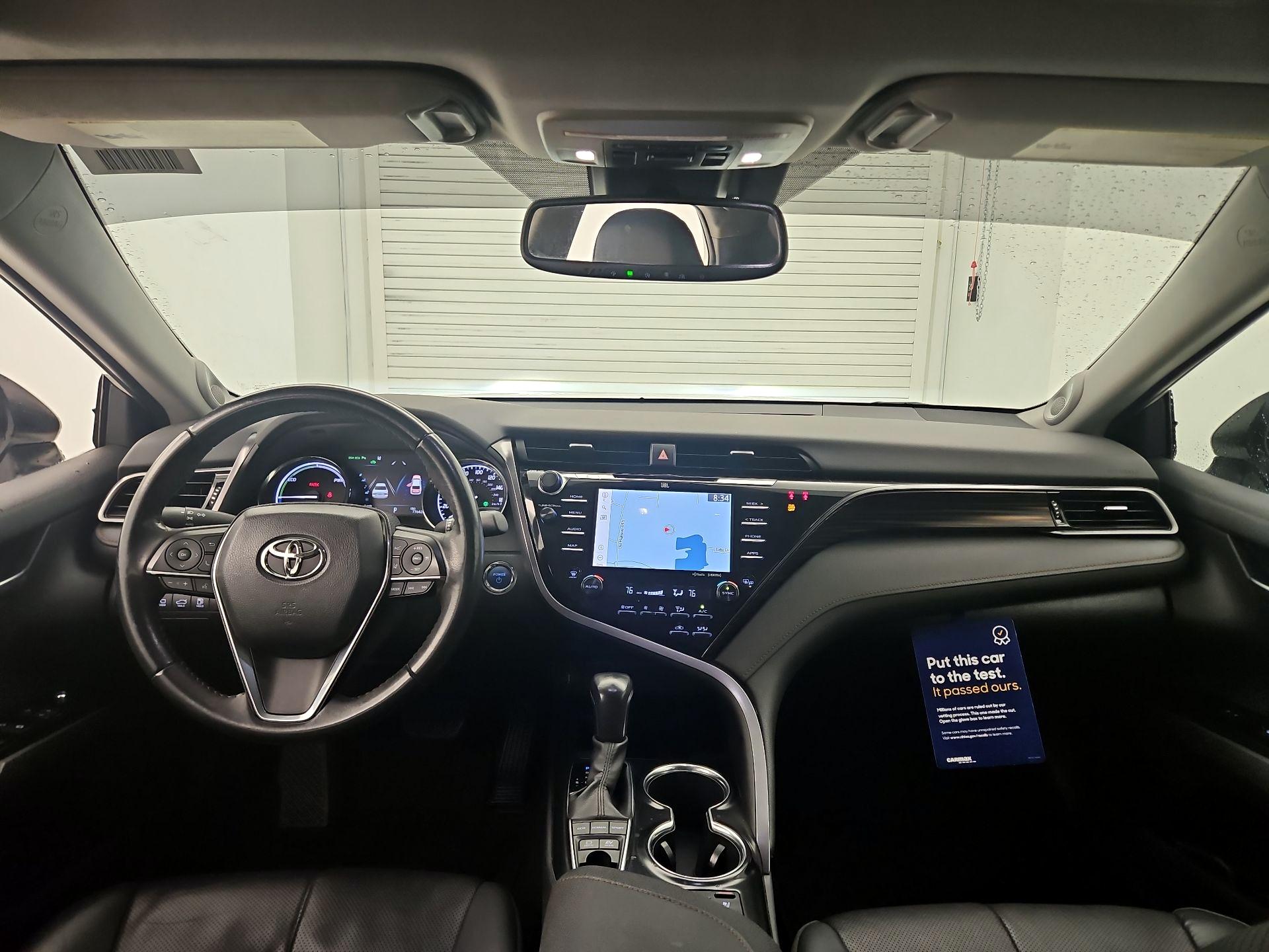 Thumbnail: 2020 Toyota Camry - 9