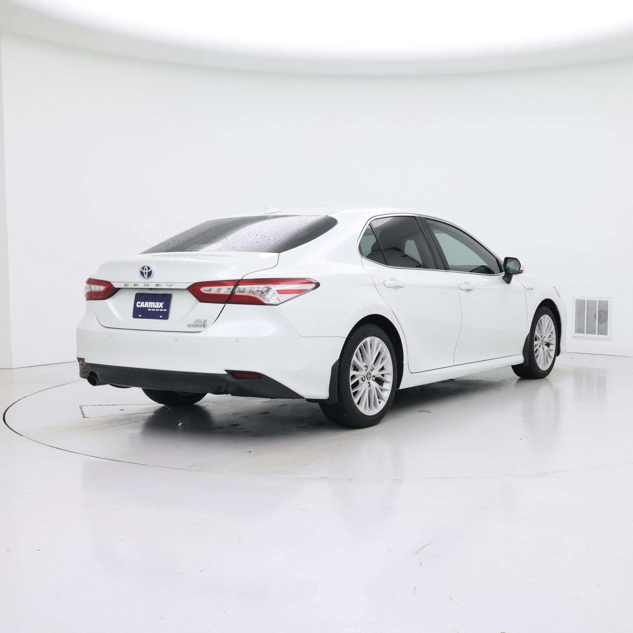 Thumbnail: 2020 Toyota Camry - 8