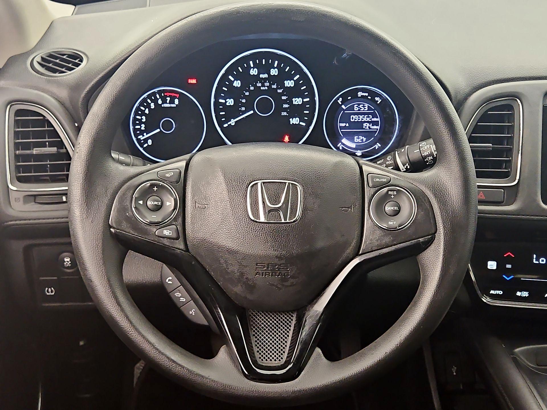 Thumbnail: 2016 Honda HR-V - 10