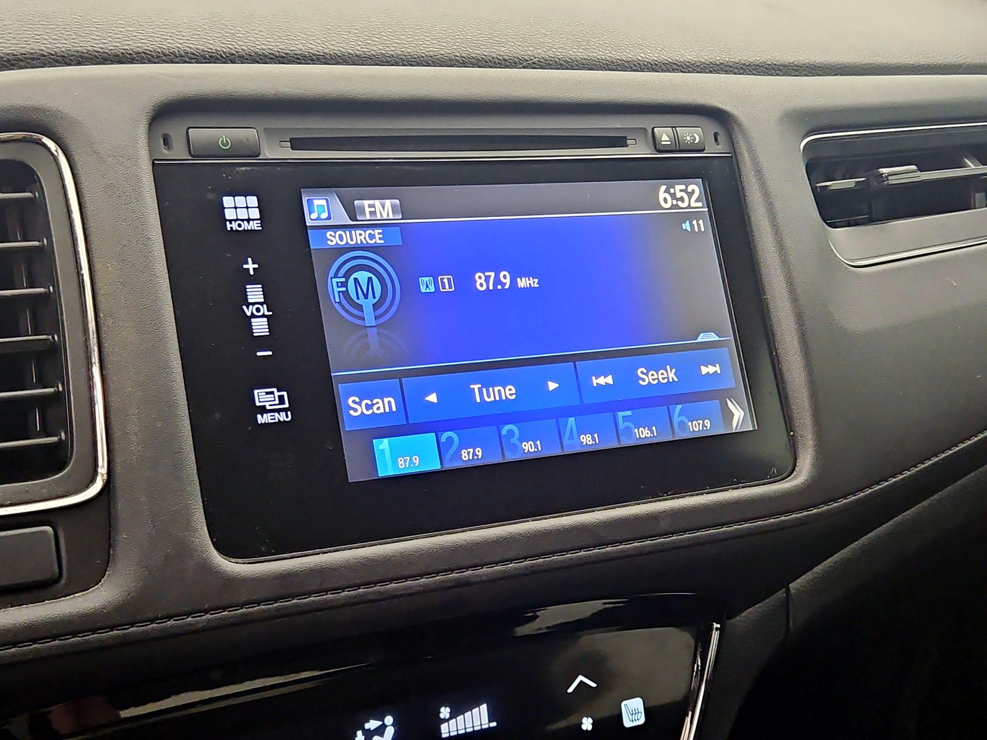 Thumbnail: 2016 Honda HR-V - 15