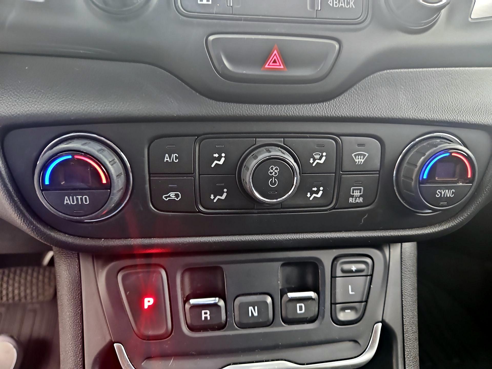Thumbnail: 2019 GMC Terrain - 16