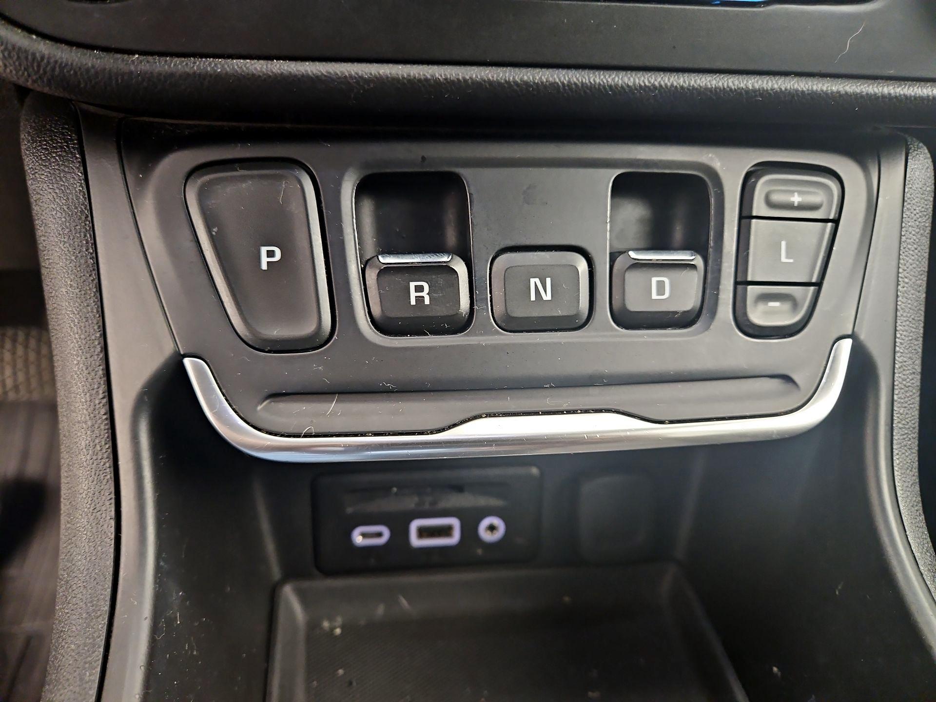 Thumbnail: 2019 GMC Terrain - 17