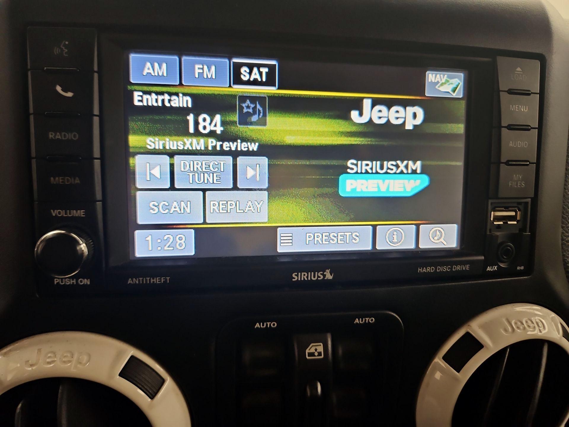 Thumbnail: 2015 Jeep Wrangler - 13