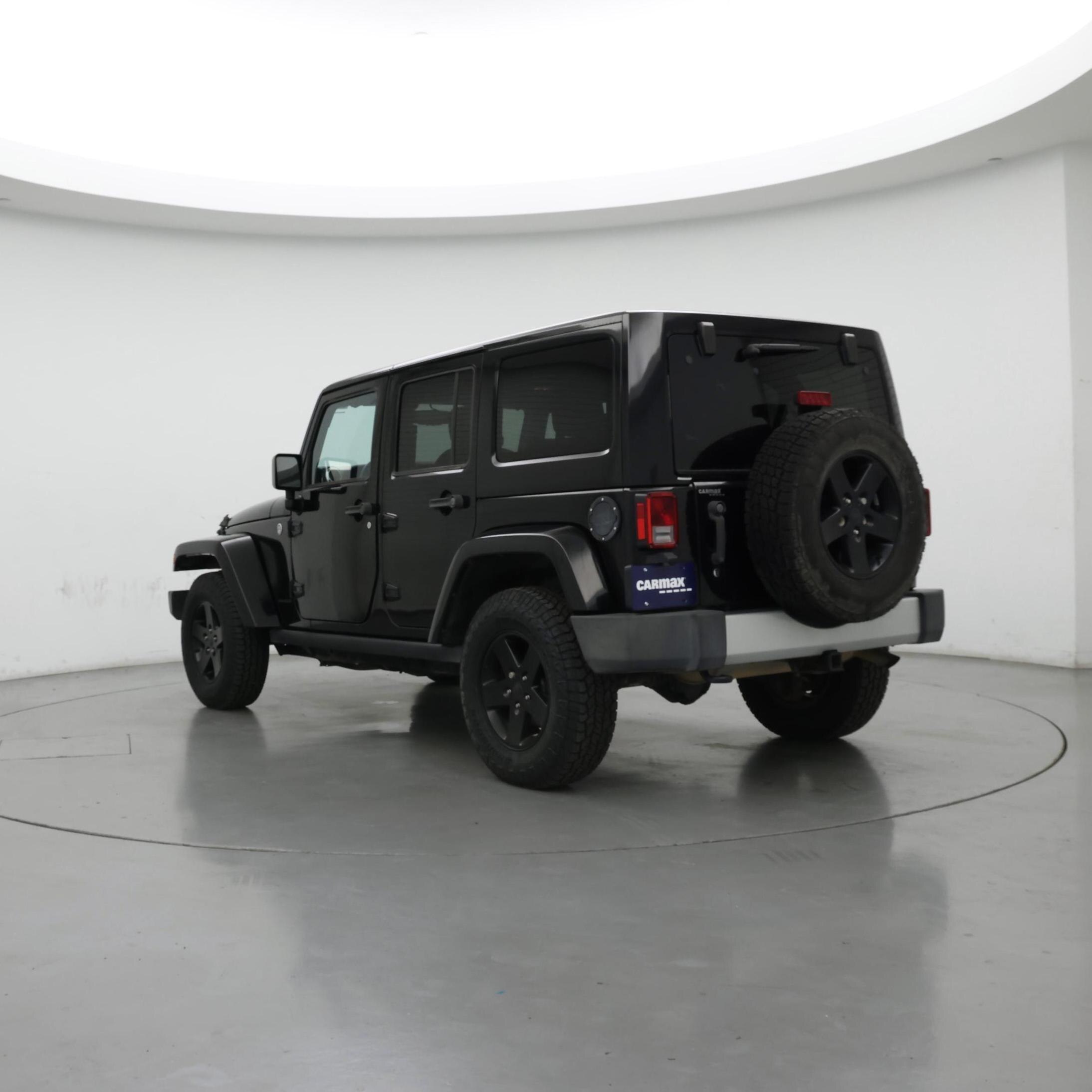 Thumbnail: 2015 Jeep Wrangler - 2