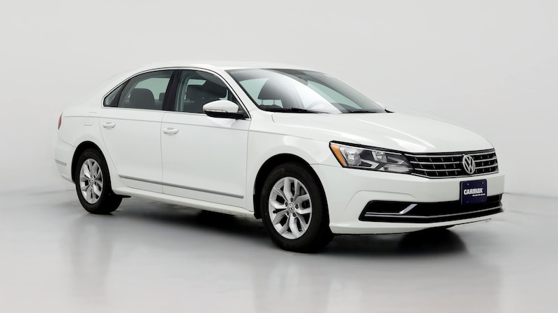 2017 Volkswagen Passat S Hero Image