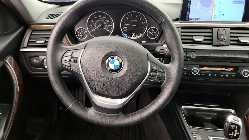 2015 BMW 3 Series 328xi 10