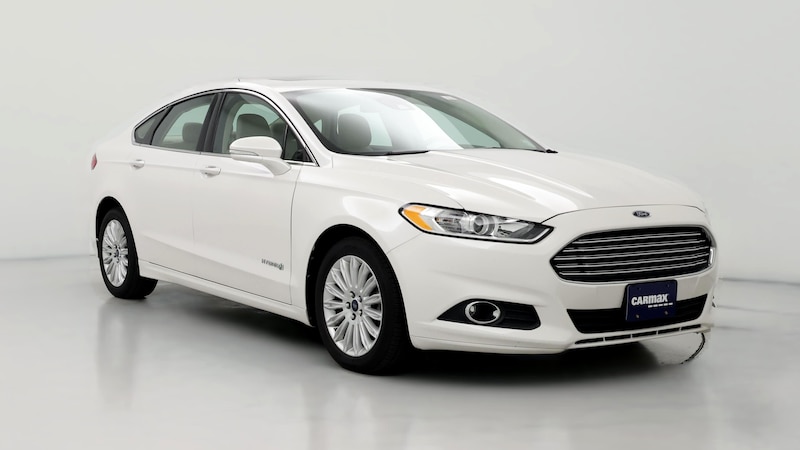 2014 Ford Fusion SE Hero Image