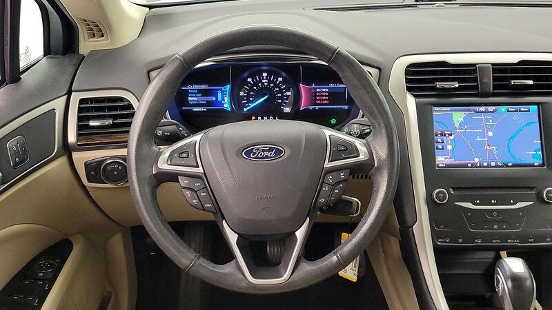 2014 Ford Fusion SE 10