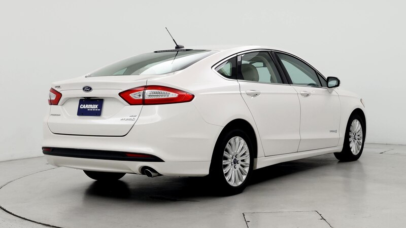 2014 Ford Fusion SE 8