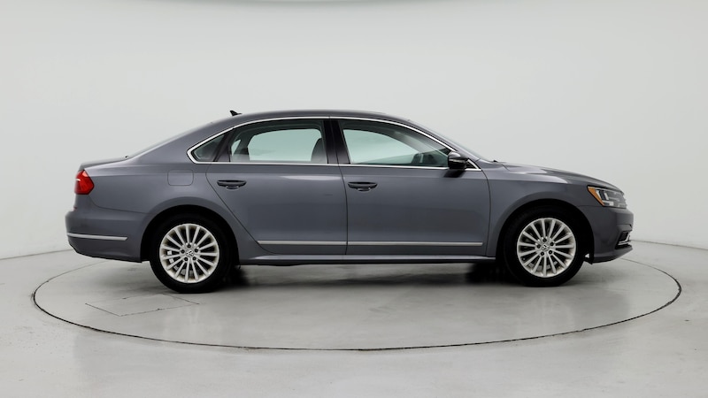 2016 Volkswagen Passat SE 7