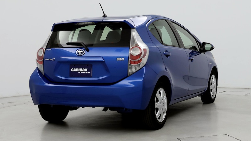 2014 Toyota Prius c Two 8