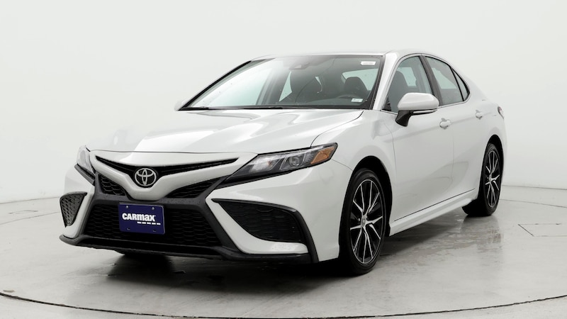 2022 Toyota Camry SE 4