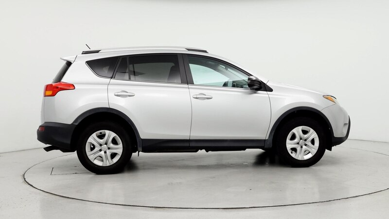 2014 Toyota RAV4 LE 7