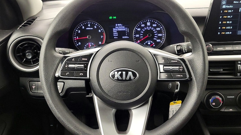 2021 Kia Forte FE 10