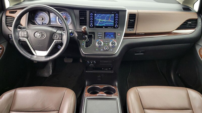 2018 Toyota Sienna Limited 9