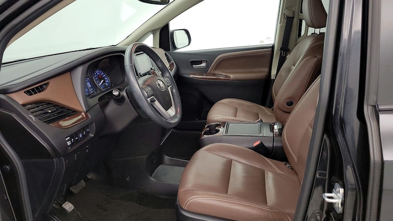 2018 Toyota Sienna Limited 11