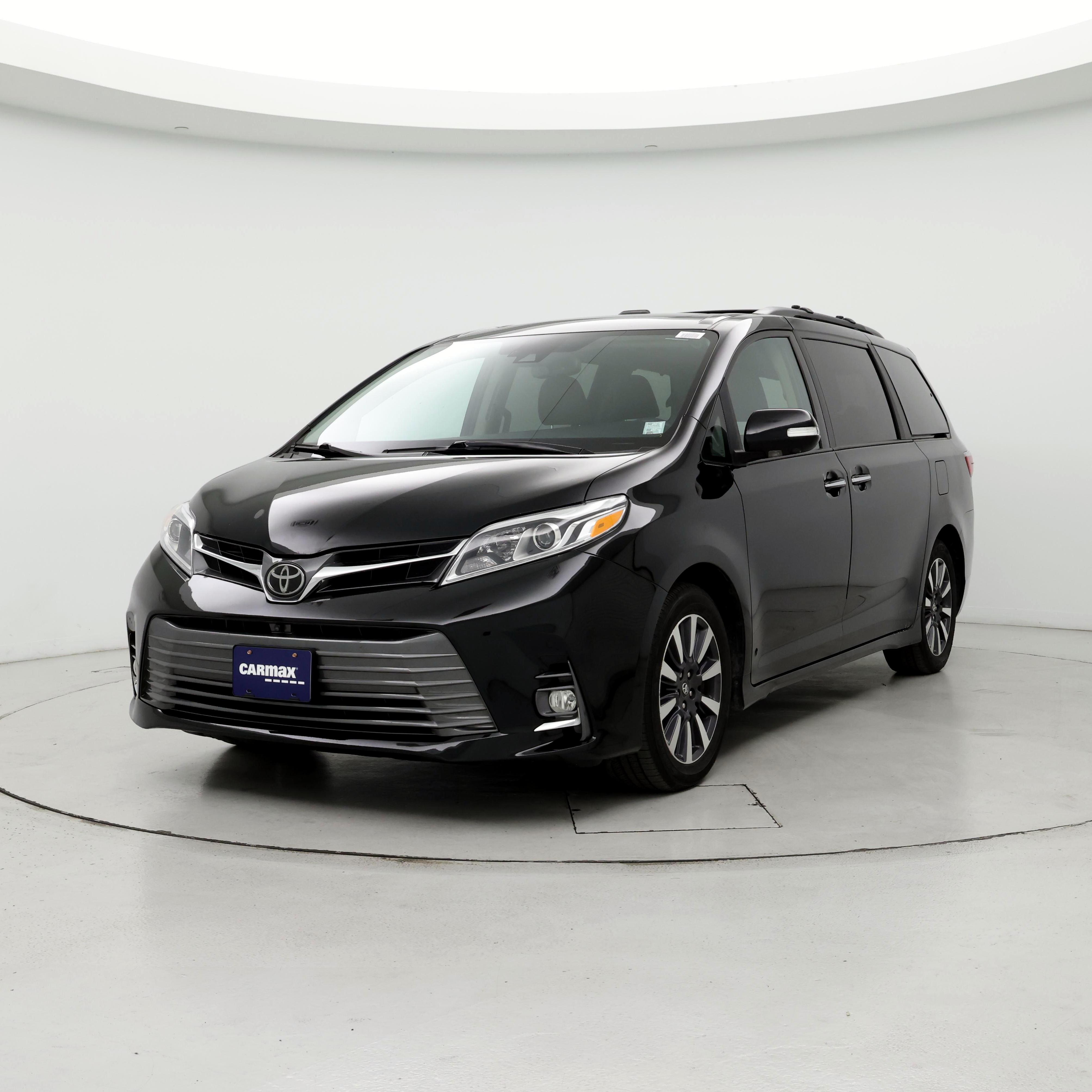 Thumbnail: 2018 Toyota Sienna - 4