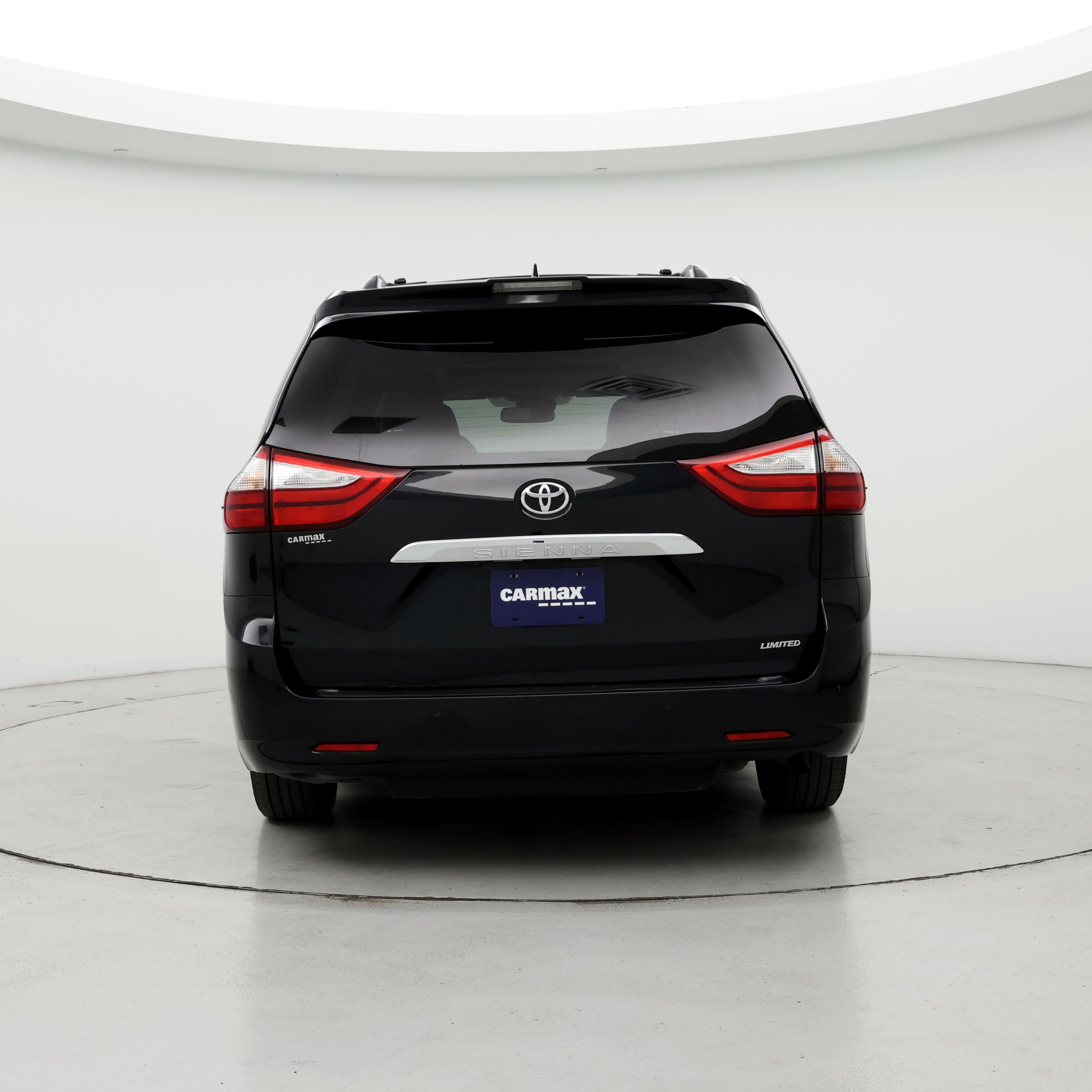 Thumbnail: 2018 Toyota Sienna - 6