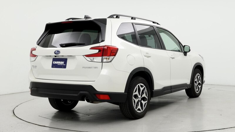 2024 Subaru Forester Premium 8