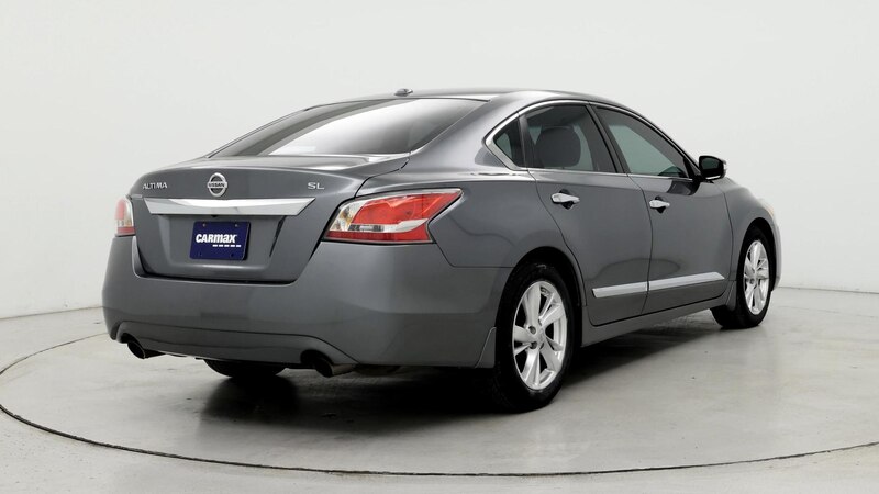 2015 Nissan Altima SL 8