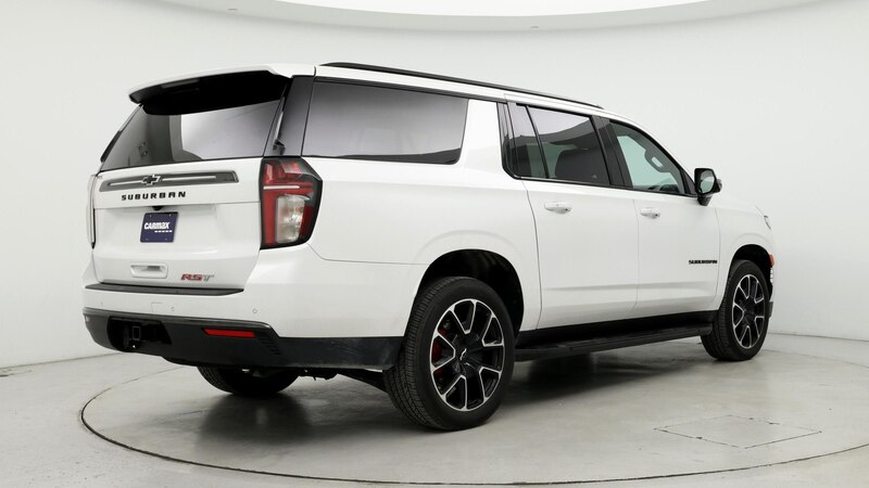 2022 Chevrolet Suburban RST 8