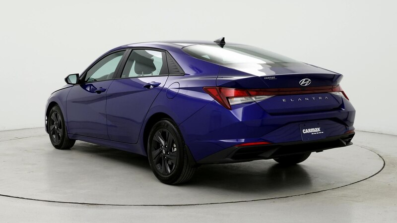 2022 Hyundai Elantra SEL 2