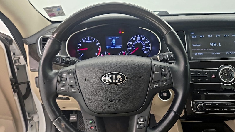 2015 Kia Cadenza Limited 10