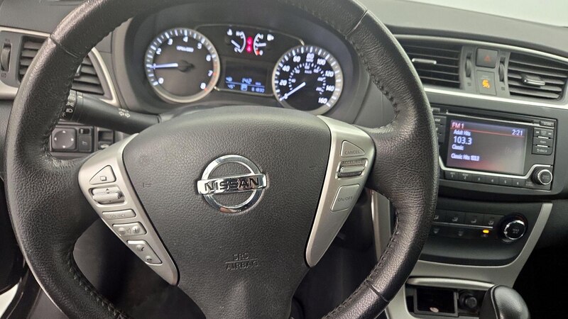 2015 Nissan Sentra SV 10