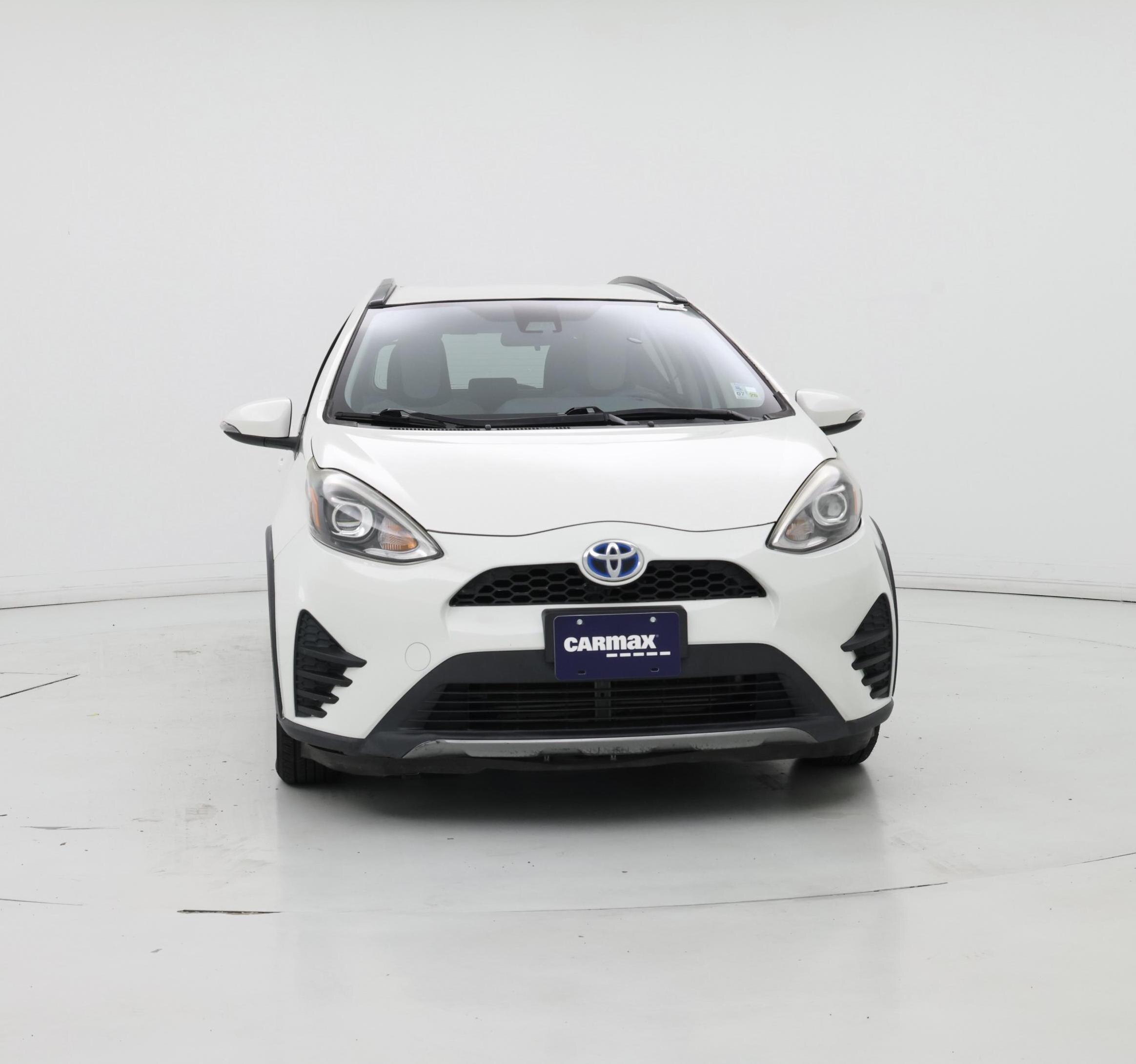 Thumbnail: 2018 Toyota Prius c - 5