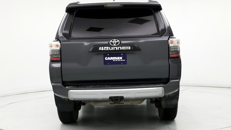 2016 Toyota 4Runner SR5 6