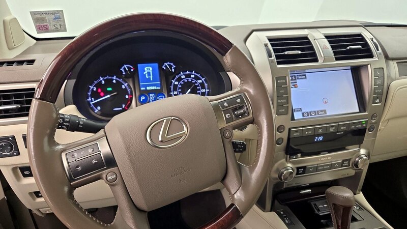 2016 Lexus GX 460 10