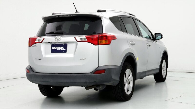 2014 Toyota RAV4 XLE 8