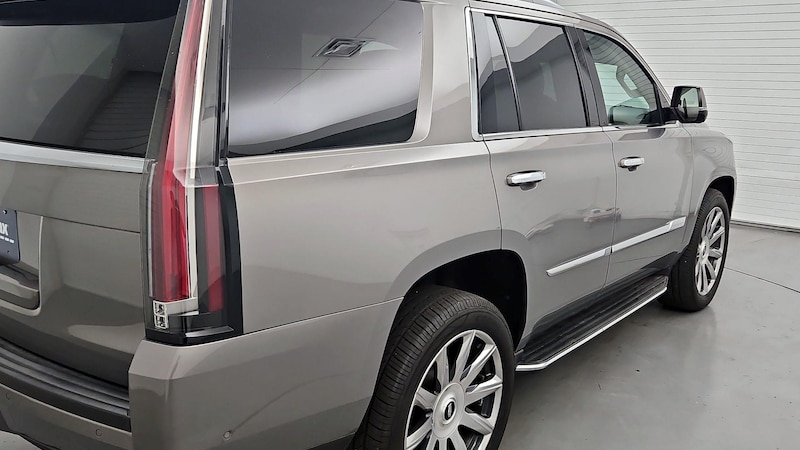 2019 Cadillac Escalade Luxury 5