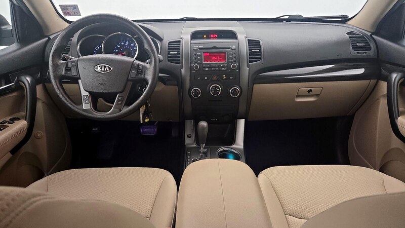 2013 Kia Sorento LX 9