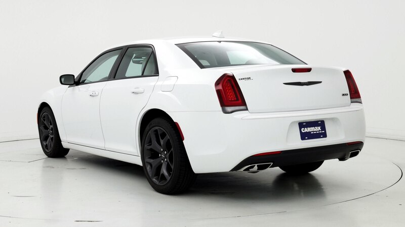 2023 Chrysler 300 Touring 2