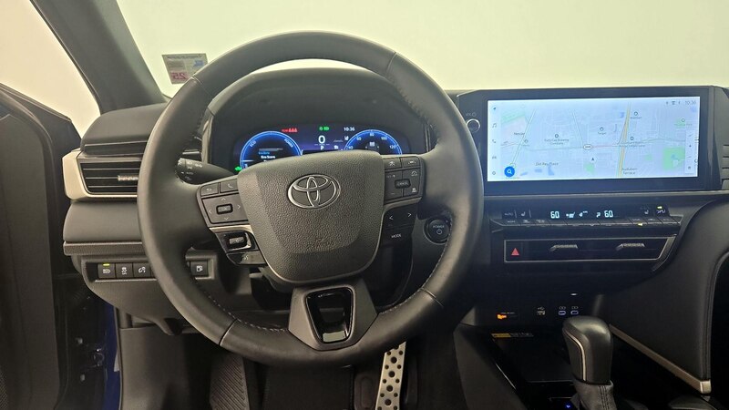 2025 Toyota Camry XSE 10