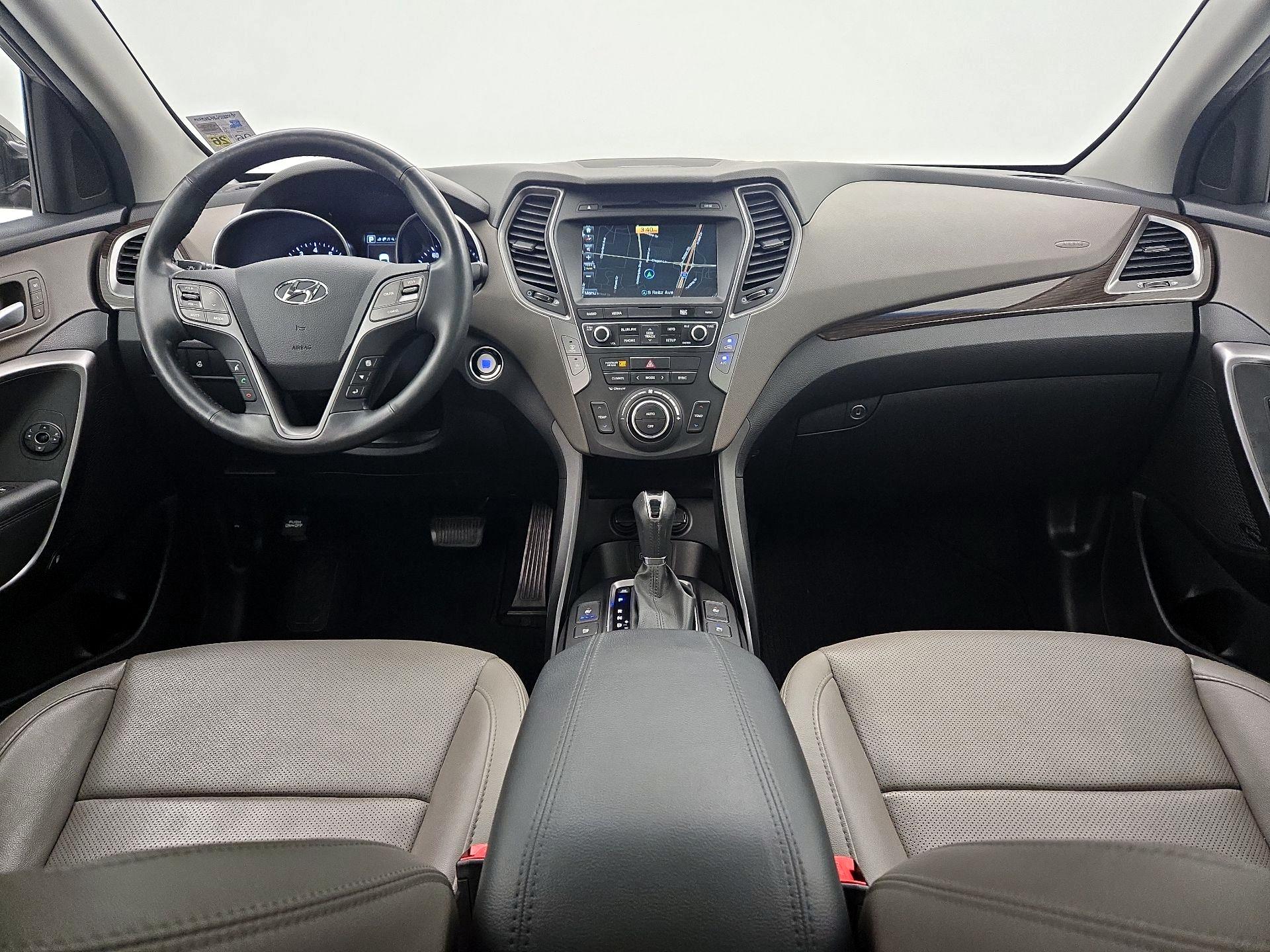 Thumbnail: 2017 Hyundai Santa Fe - 9