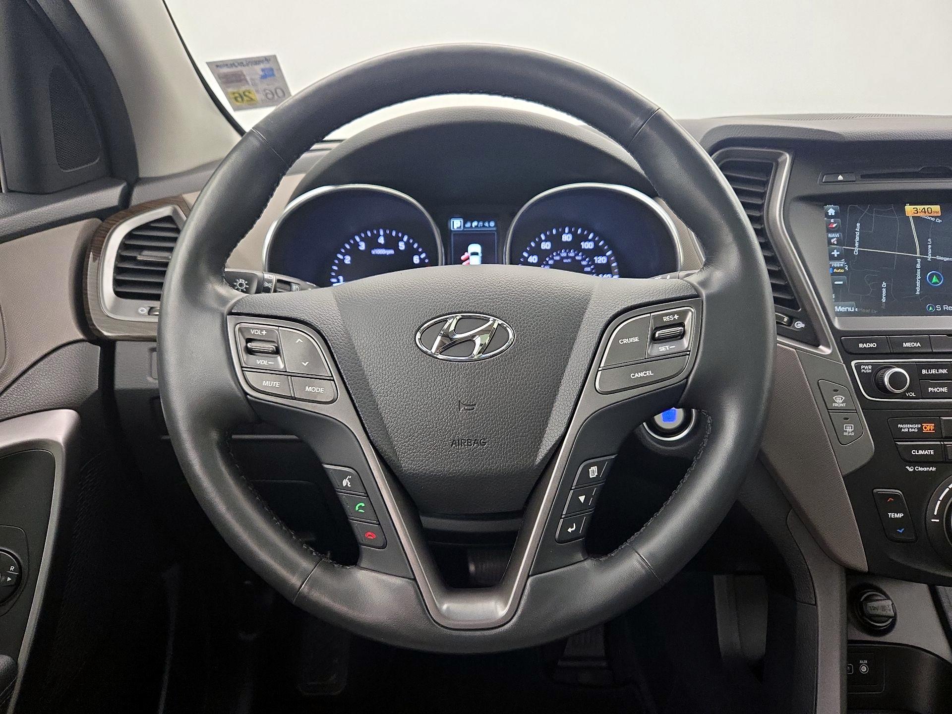 Thumbnail: 2017 Hyundai Santa Fe - 10