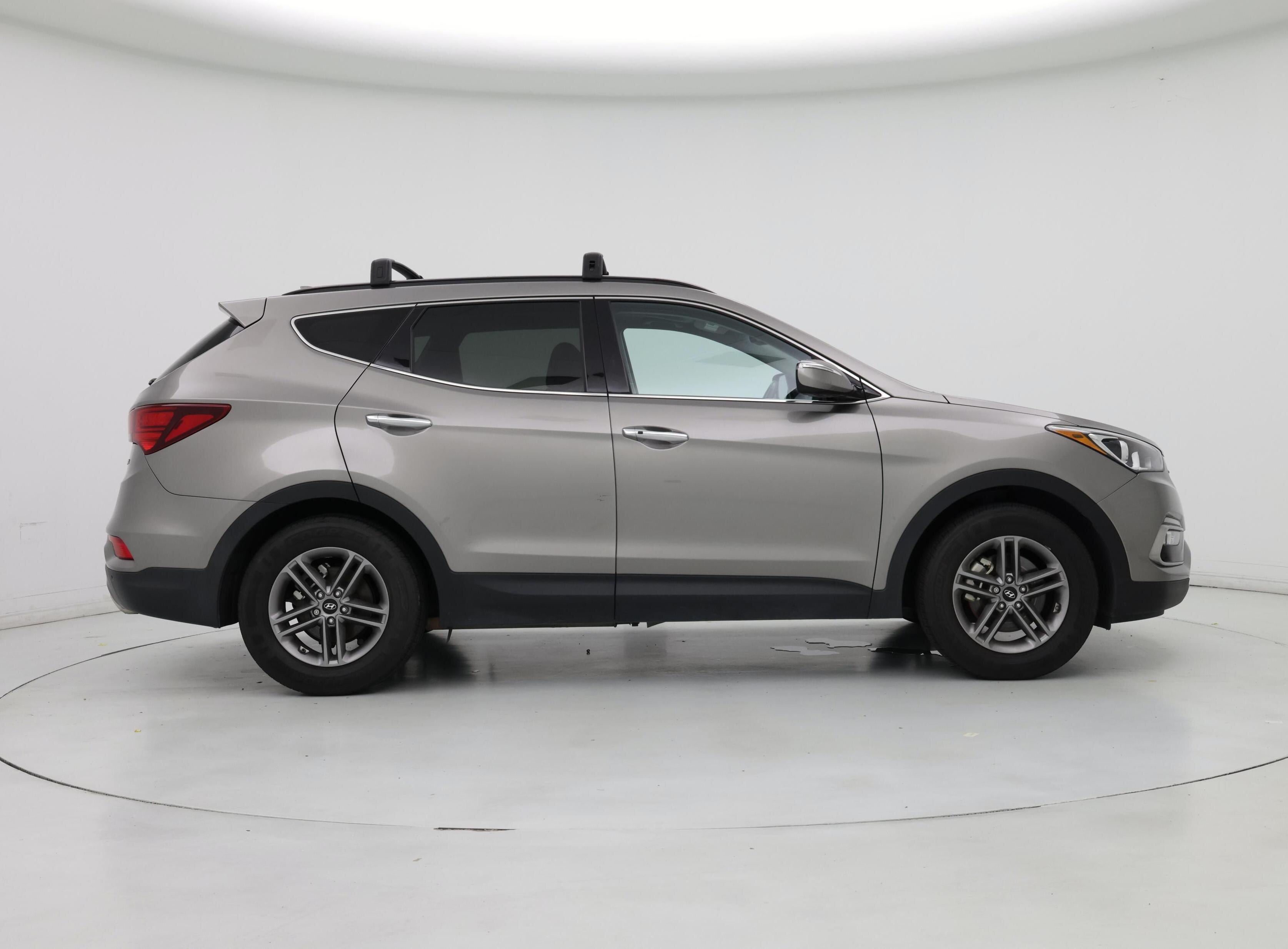 Thumbnail: 2017 Hyundai Santa Fe - 7