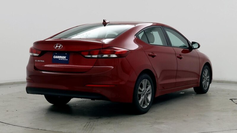 2017 Hyundai Elantra SE 8