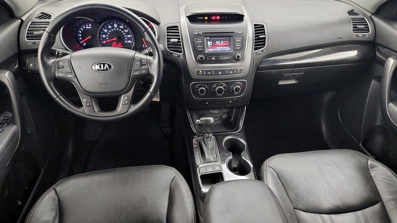 2015 Kia Sorento LX 9