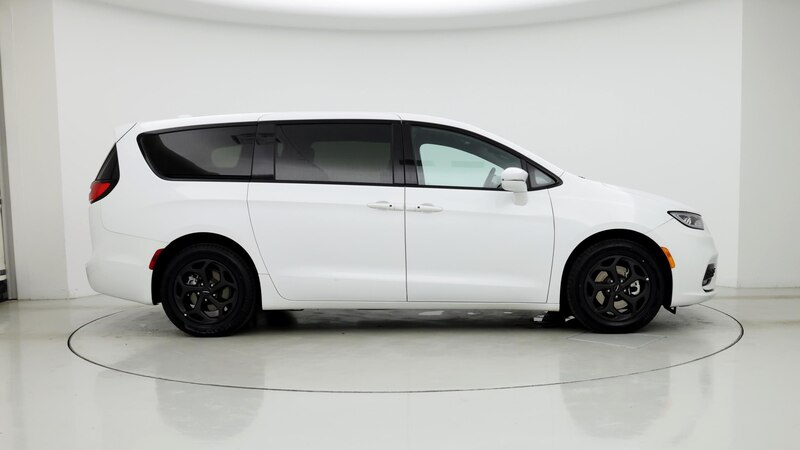 2022 Chrysler Pacifica Hybrid Touring L 7